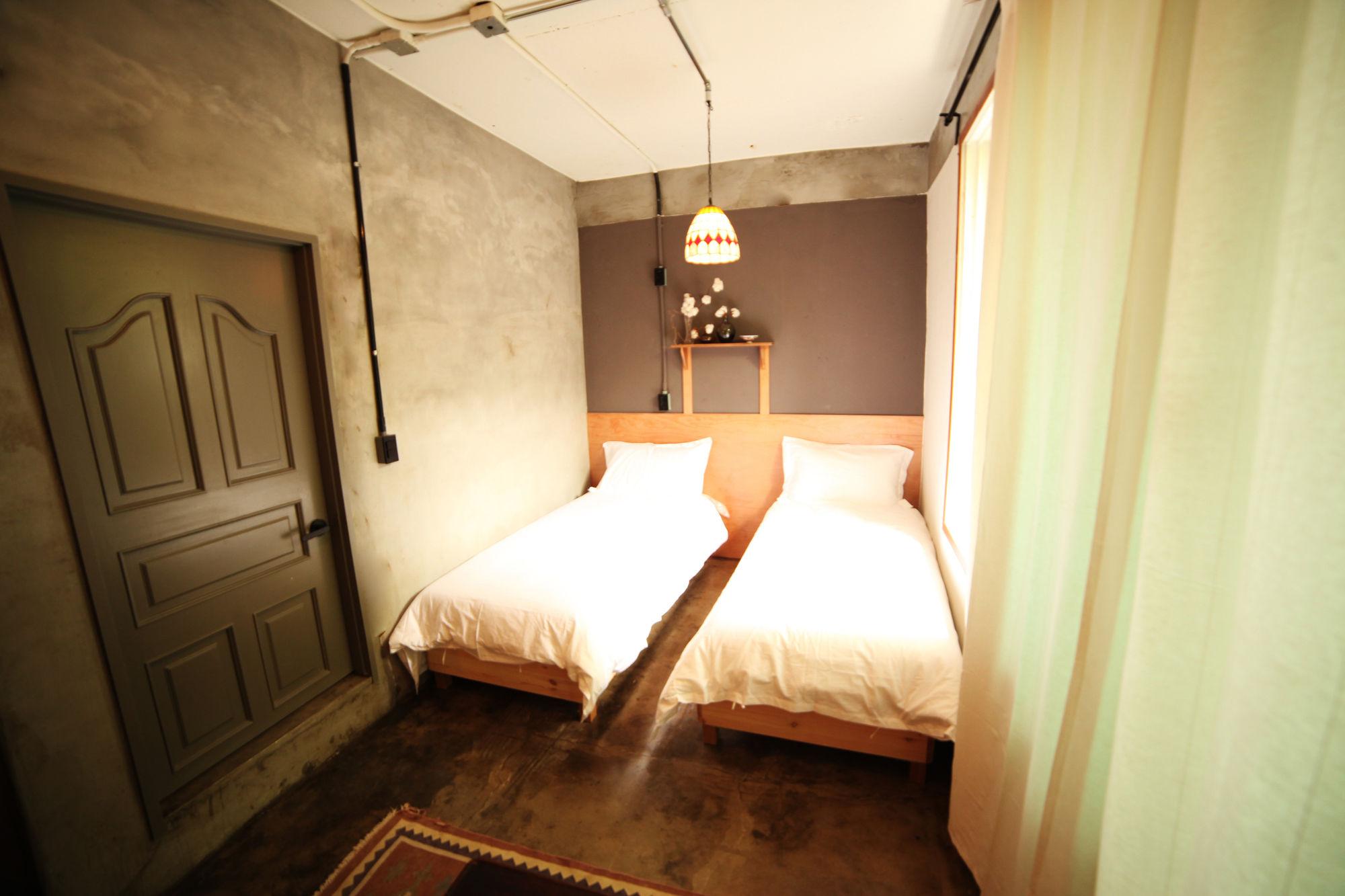 סיאול Hongdae Guesthouse Pajamaparty מראה חיצוני תמונה